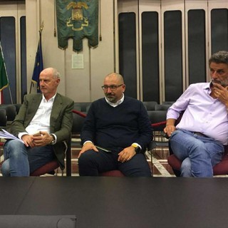 I sindaci del comprensorio compatti esprimono la loro solidarietà al collega di Alassio Enzo Canepa I sindaci del comprensorio compatti esprimono la loro solidarietà al collega di Alassio Enzo Canepa