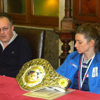 Savona, ieri Elisa Picollo, campionessa mondiale di Kick Boxing è stata premiata a Palazzo Civico