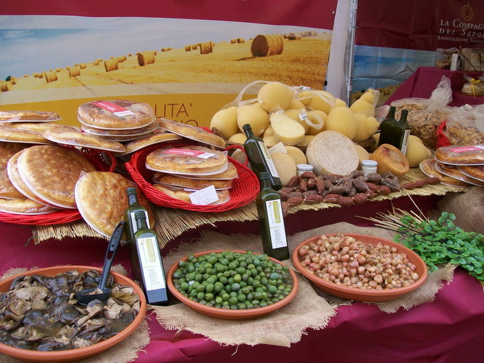 I prodotti enogastronomici liguri sono ottimi souvenir di viaggio, ma attenzione alla confezione