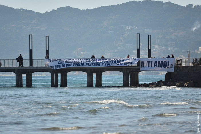 A San Valentino Alassio si sveglia sotto il segno degli innamorati (FOTO)