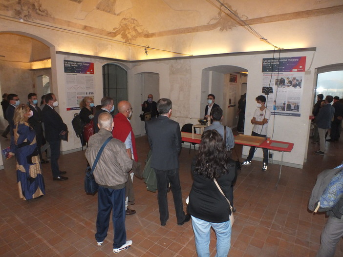 Grande successo per "Savona, i Giovani e la Scienza: la scienza come mappa della realtà"
