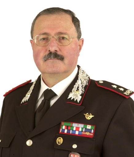 Il Comandante della Legione Carabinieri "Liguria", Enzo Fanelli oggi a Savona in visita al Comando Provinciale