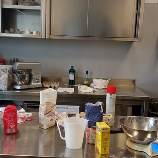 Foto di apertura: la cucina di E.L.Fo.; in fotogallery: un "viaggio" tra le varie aule specialistiche di E.L.Fo.