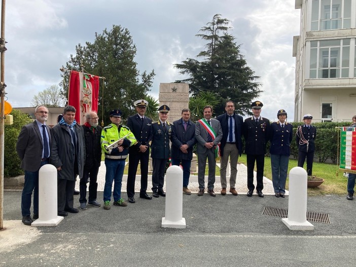 Eccidio di Valloria, ricordati i 13 martiri fucilati dai nazifascisti il 5 aprile del '44 Eccidio di Valloria, ricordati i 13 martiri fucilati dai nazifascisti il 5 aprile del '44