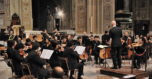 L' ensemble dell' Orchestra Sinfonica di Savona