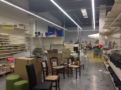 Ha chiuso il Centro Esse a Cisano sul Neva, apre un altro negozio cinese