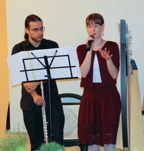 A Finale Ligure un concerto dell'arpista e cantante Claudia Murachelli