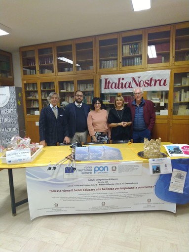 A Sant'Ambrogio studenti impegnati nella valorizzazione dei tesori di Alassio