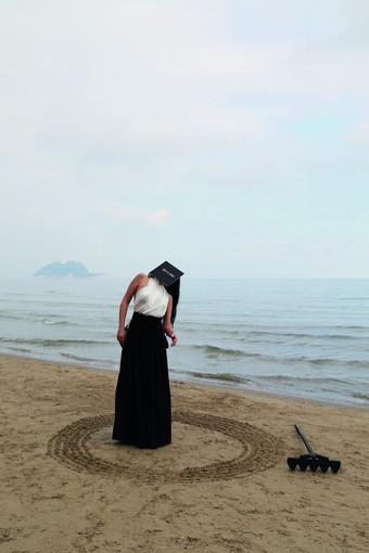 Alassio: inaugura la mostra di Chiara Mazzocchi Alassio: inaugura la mostra di Chiara Mazzocchi