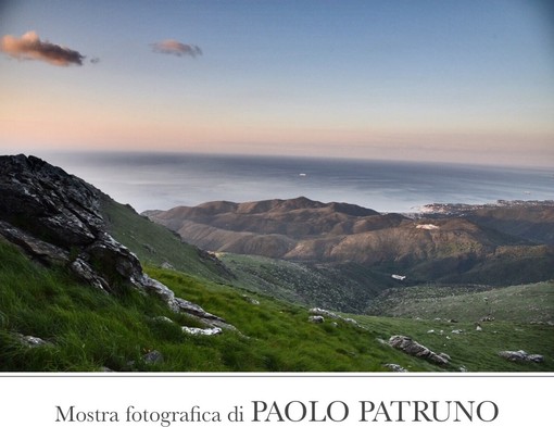 A Varazze si inaugura la mostra fotografica "Dalla neve alla sabbia" di Paolo Patruno