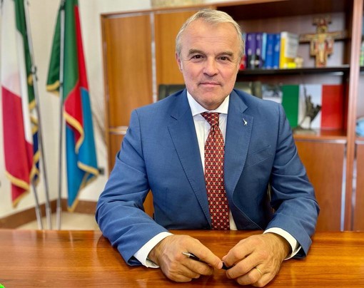 Nuovo Codice degli appalti, favorevole l'assessore Benveduti: "Superiamo i no che ne hanno paralizzato la crescita del Paese" Nuovo Codice degli appalti, favorevole l'assessore Benveduti: "Superiamo i no che ne hanno paralizzato la crescita del Paese"