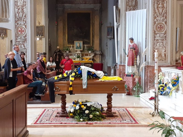 Commozione a Cairo per l’addio a Giuliano Boetti, storico dirigente dell'Aurora Calcio Commozione a Cairo per l’addio a Giuliano Boetti, storico dirigente dell'Aurora Calcio