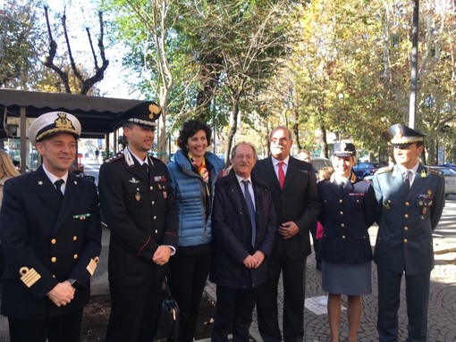 Savona celebra la Giornata nazionale dell'albero con i bambini delle scuole Savona celebra la Giornata nazionale dell'albero con i bambini delle scuole