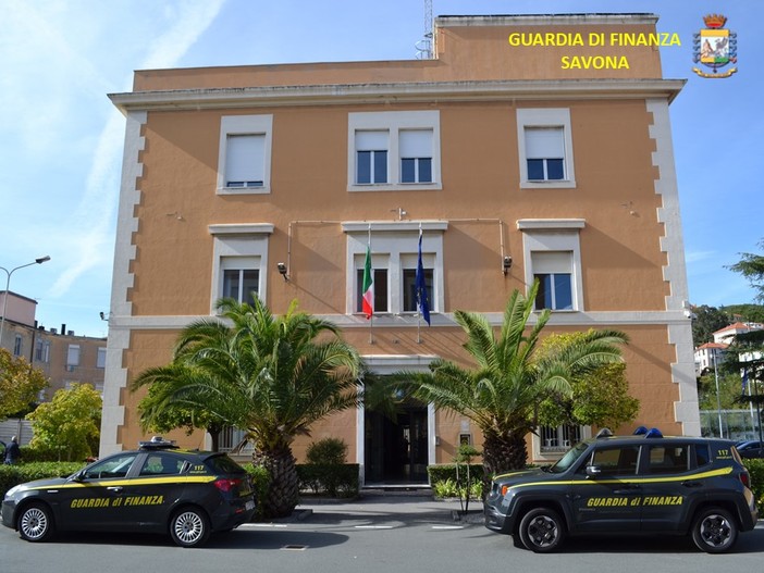 Controlli della Guardia di Finanza nel savonese: sette Compro Oro non in regola con le norme antiriciclaggio Controlli della Guardia di Finanza nel savonese: sette Compro Oro non in regola con le norme antiriciclaggio