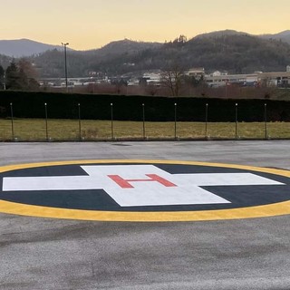 Millesimo, la pista per l'elisoccorso oggetto di restyling. Il sindaco Picalli: "Struttura da tenere sempre ben segnalata, efficiente e allertata"