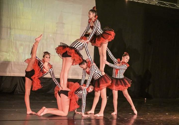 Varazze, la scuola di danza Dance School Flashart va in scena con Find your Christmas