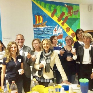 Albenga, un successo l'apericena solidale promossa dal comitato genitori all'Istituto Comprensivo