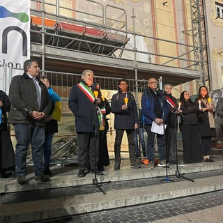 Fiaccolata per la pace, Toti: "Liguria al fianco dell’Ucraina"