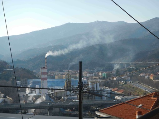 OCV Italia annuncia la chiusura dello stabilimento di Vado Ligure