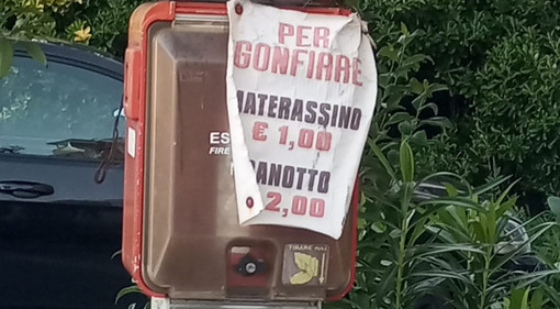 La foto scattata dai turisti varesini a Cogoleto