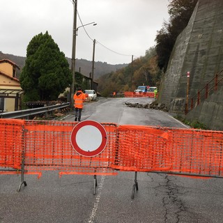 Varazze, frana in frazione Alpicella: evacuata un'abitazione (FOTO e VIDEO)