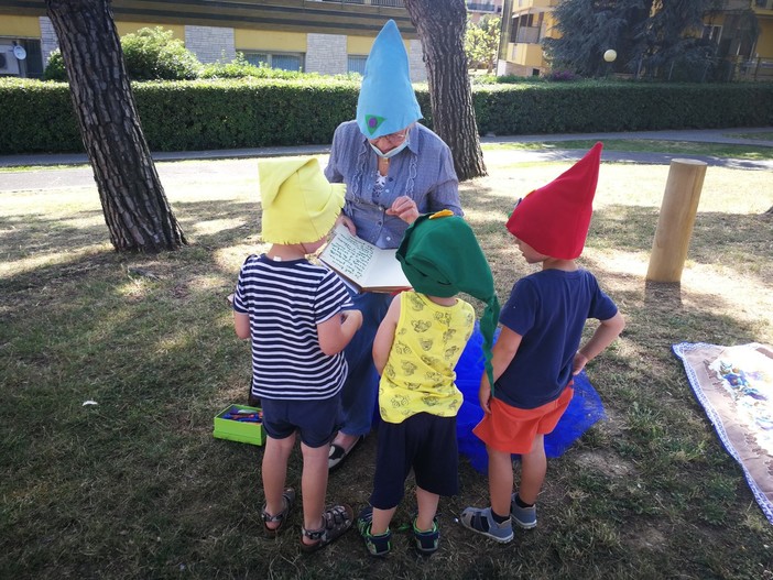 Loano, l'11 agosto ultimo appuntamento con le "Fiabe e leggende al parco" di nonna Piera Alba Merlo Loano, l'11 agosto ultimo appuntamento con le "Fiabe e leggende al parco" di nonna Piera Alba Merlo