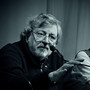 Savona ricorda Francesco Guccini: stasera in Piazza Sisto IV la "Cantata Anarchica" per il Maestrone Savona ricorda Francesco Guccini: stasera in Piazza Sisto IV la "Cantata Anarchica" per il Maestrone