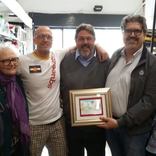 Loano celebra i 60 anni di attività della bottega storica "Frutta & Verdura" Loano celebra i 60 anni di attività della bottega storica "Frutta & Verdura"
