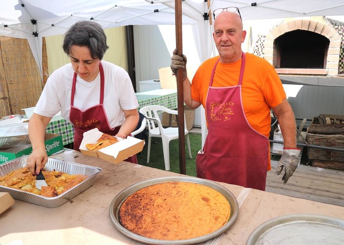 Rocchetta di Cengio: successo per la giornata dedicata alla celebrazione e alla promozione del "Moco delle Valli della Bormida" (Foto) Rocchetta di Cengio: successo per la giornata dedicata alla celebrazione e alla promozione del "Moco delle Valli della Bormida" (Foto)