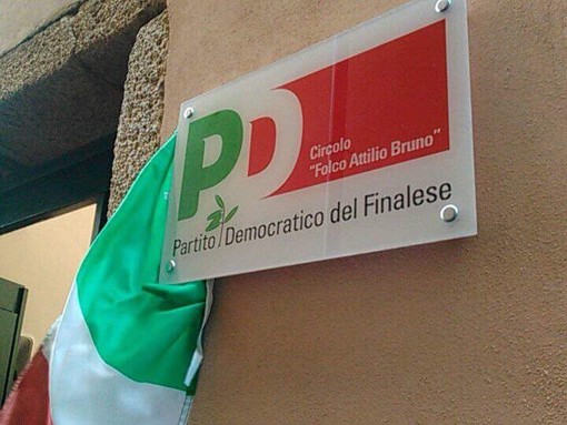 Finale Ligure, il Pd inaugura la nuova sede senza il ministro Pinotti (VIDEO e FOTO)