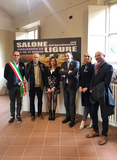 Al Salone dell'Agroalimentare di Finalborgo la mostra di Claudia Oliva "Il talento dei diversi"