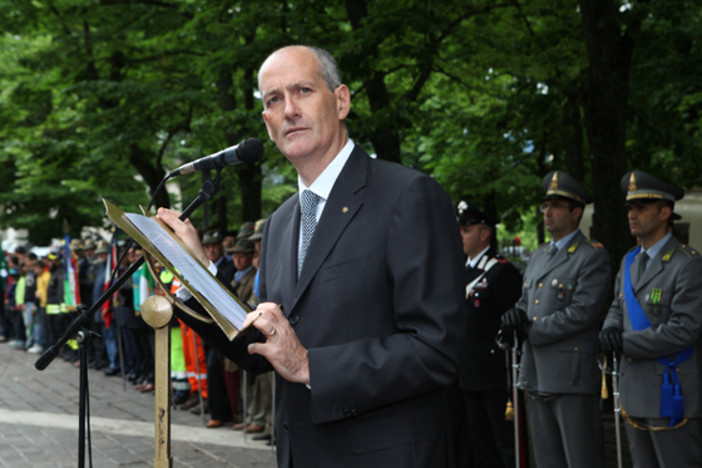 Imperia "rimbalza" su Alassio la cittadinanza onoraria al capo della Polizia Franco Gabrielli