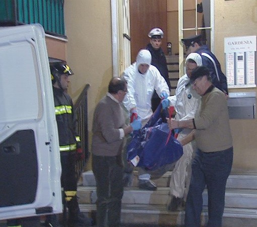 Borghetto: madre di un bimbo massacrata in cantina (foto) Borghetto: madre di un bimbo massacrata in cantina (foto)