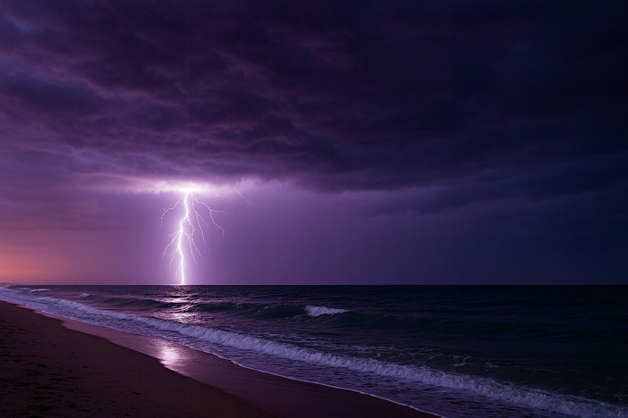 Fulmini, un pericolo sottovalutato: ogni anno 20 vittime in Italia Fulmini, un pericolo sottovalutato: ogni anno 20 vittime in Italia