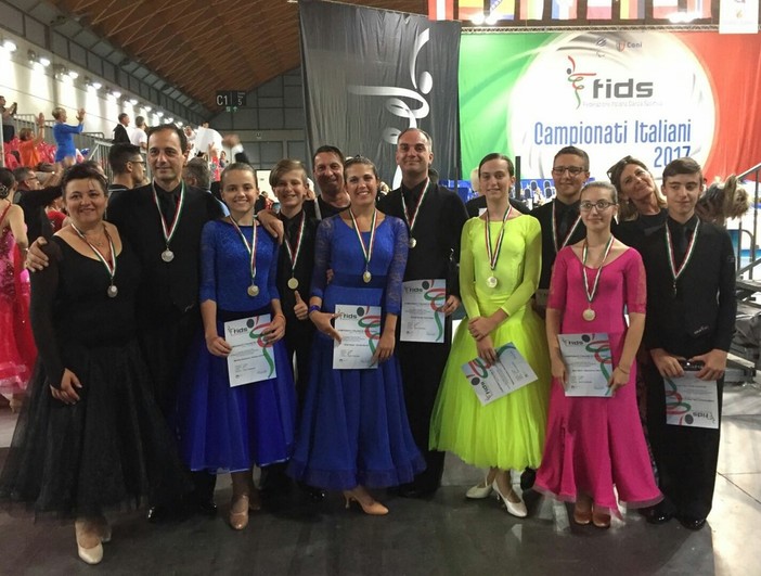 Campionati Italiani di Danza Sportiva: ottimi risultati per la Scuola di Ballo "Lilu Dance' e gli atleti valbormidesi