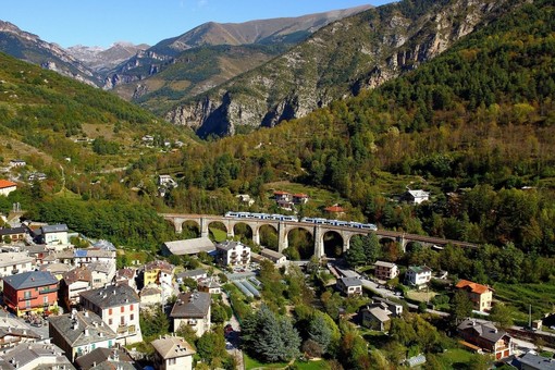 Una spendida immagine della Ferrovia Cuneo-Ventimiglia-Nizza