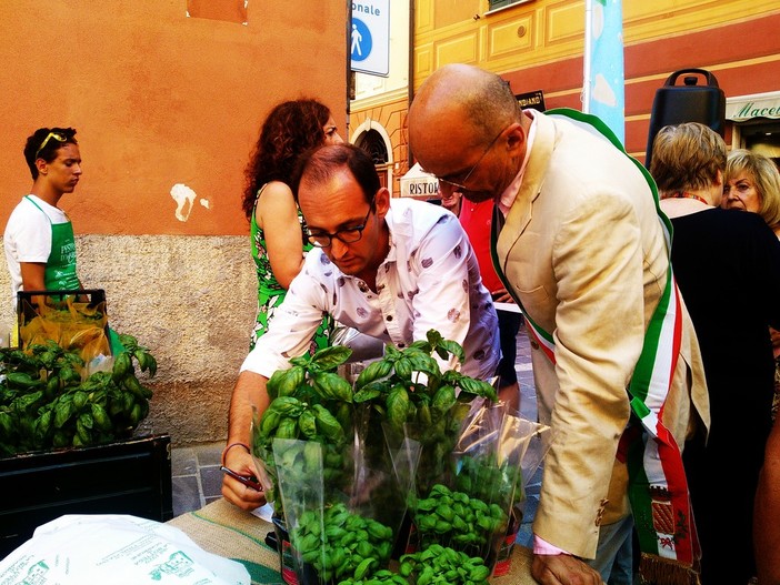 Il progetto dell'amministrazione: Finalpia "capitale" dell'outdoor "agroalimentare" (VIDEO) Il progetto dell'amministrazione: Finalpia "capitale" dell'outdoor "agroalimentare" (VIDEO)