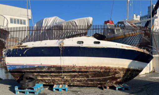 Albisola, affondano volontariamente un'imbarcazione da diporto: due persone rinviate a giudizio Albisola, affondano volontariamente un'imbarcazione da diporto: due persone rinviate a giudizio