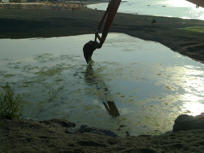 Cialtroni a Ponente: depuratori fantasma, inquinamento vero Cialtroni a Ponente: depuratori fantasma, inquinamento vero