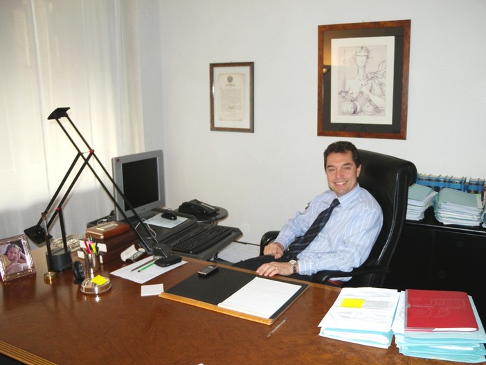 Vazio (Pd): "Ciangherotti e Perrone chiedano le dimissioni dei consiglieri regionali Viale e Mai"