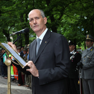 Imperia "rimbalza" su Alassio la cittadinanza onoraria al capo della Polizia Franco Gabrielli