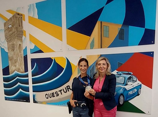 Savona, dopo Erika Musso anche l'ex sincronette Francesca Deidda entra nella Polizia di Stato Savona, dopo Erika Musso anche l'ex sincronette Francesca Deidda entra nella Polizia di Stato