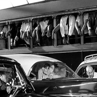 Immobili (nel senso: fermi nel traffico)