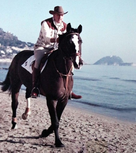 Pioniere del ciclismo alassino e amante dei cavalli: addio a Gianfranco Melgrati, persona dal cuore d'oro