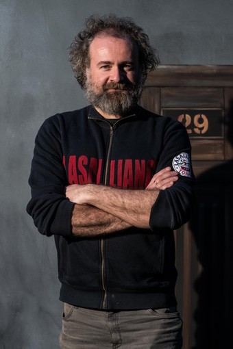 Andora, Matteo Saudino “BarbaSophia” chiude “Sguardi Laterali – Incontri con gli autori su temi inconsueti”