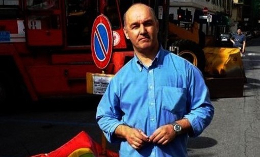 Savona, Paparusso (Uiltrasporti) incontra il ministro alle infrastrutture: "Il nostro porto è del tutto fermo" (VIDEO) Savona, Paparusso (Uiltrasporti) incontra il ministro alle infrastrutture: "Il nostro porto è del tutto fermo" (VIDEO)
