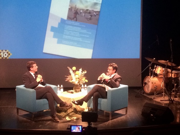 Cairo, il sindaco Briano presenta il bilancio sociale di fine mandato al ritmo di jazz (FOTO)