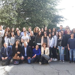 Confindustria premia i ragazzi dell'Istituto Patetta per il progetto "La tua impresa" Confindustria premia i ragazzi dell'Istituto Patetta per il progetto "La tua impresa"