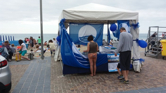 Procedono a Ceriale le attività legate alla "Bandiera Blu" Procedono a Ceriale le attività legate alla "Bandiera Blu"