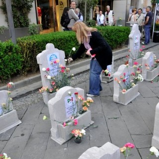 Movimento 5 Stelle: "Partiti sepolti. Ora Ditullio (PD) sostenitore del carbone a Vado, potrebbe contraddire se stesso..."